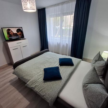 Apartament Claudia Deva Bagian luar foto