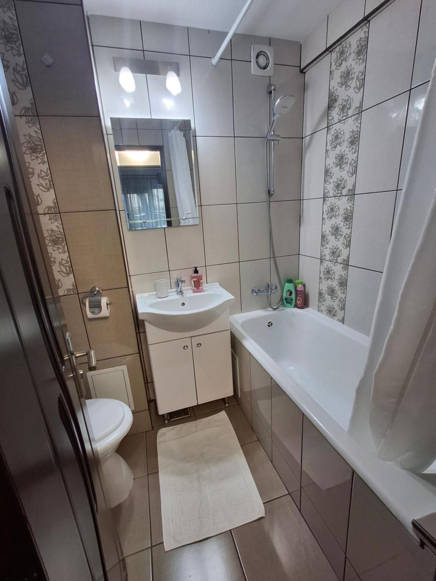 Apartament Claudia Deva Bagian luar foto