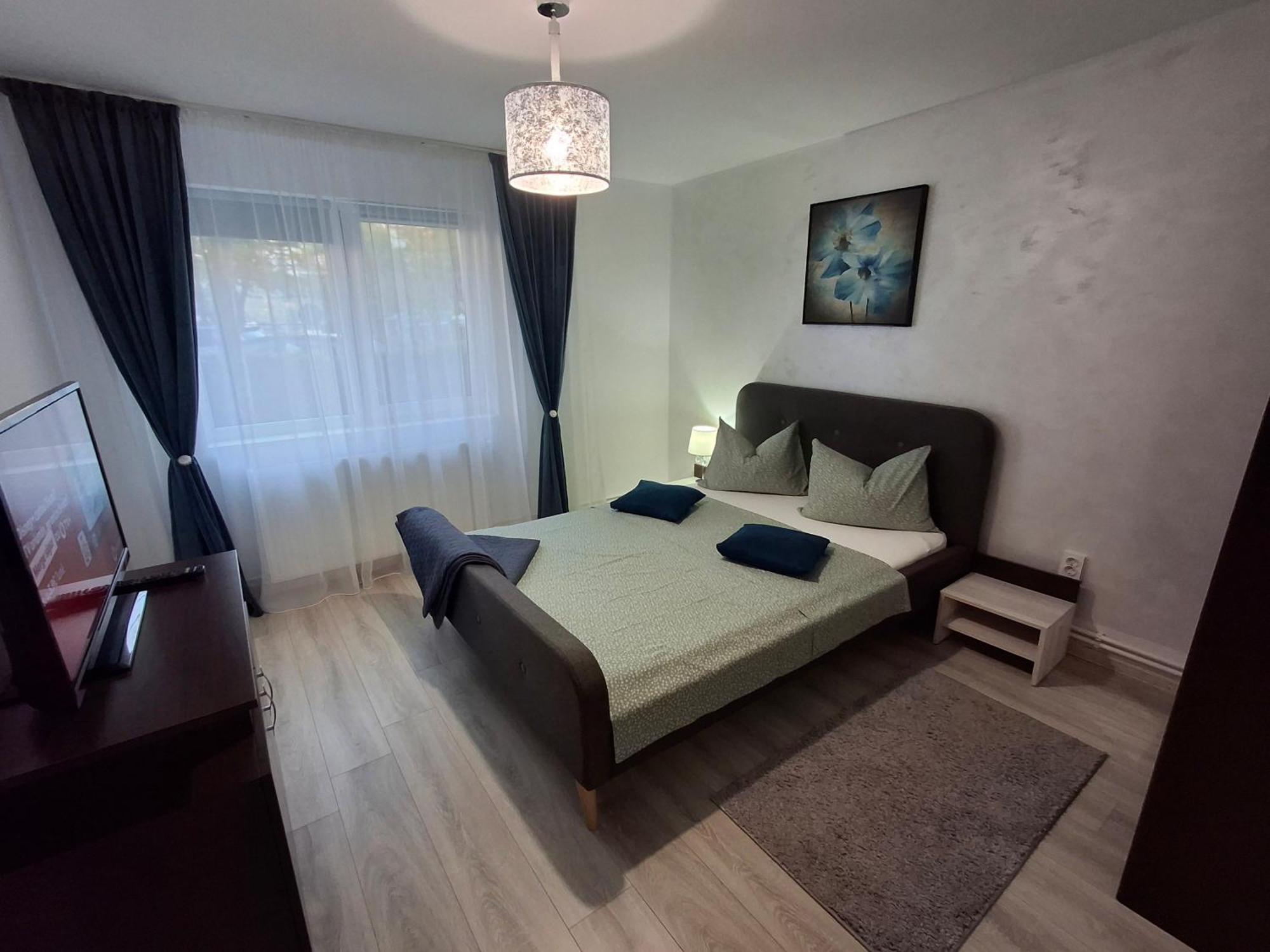 Apartament Claudia Deva Bagian luar foto