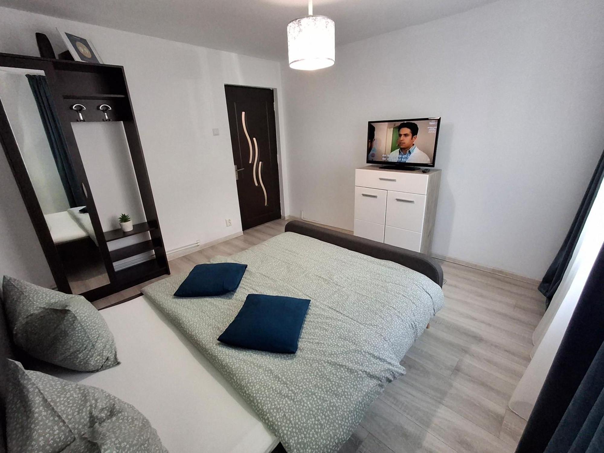 Apartament Claudia Deva Bagian luar foto