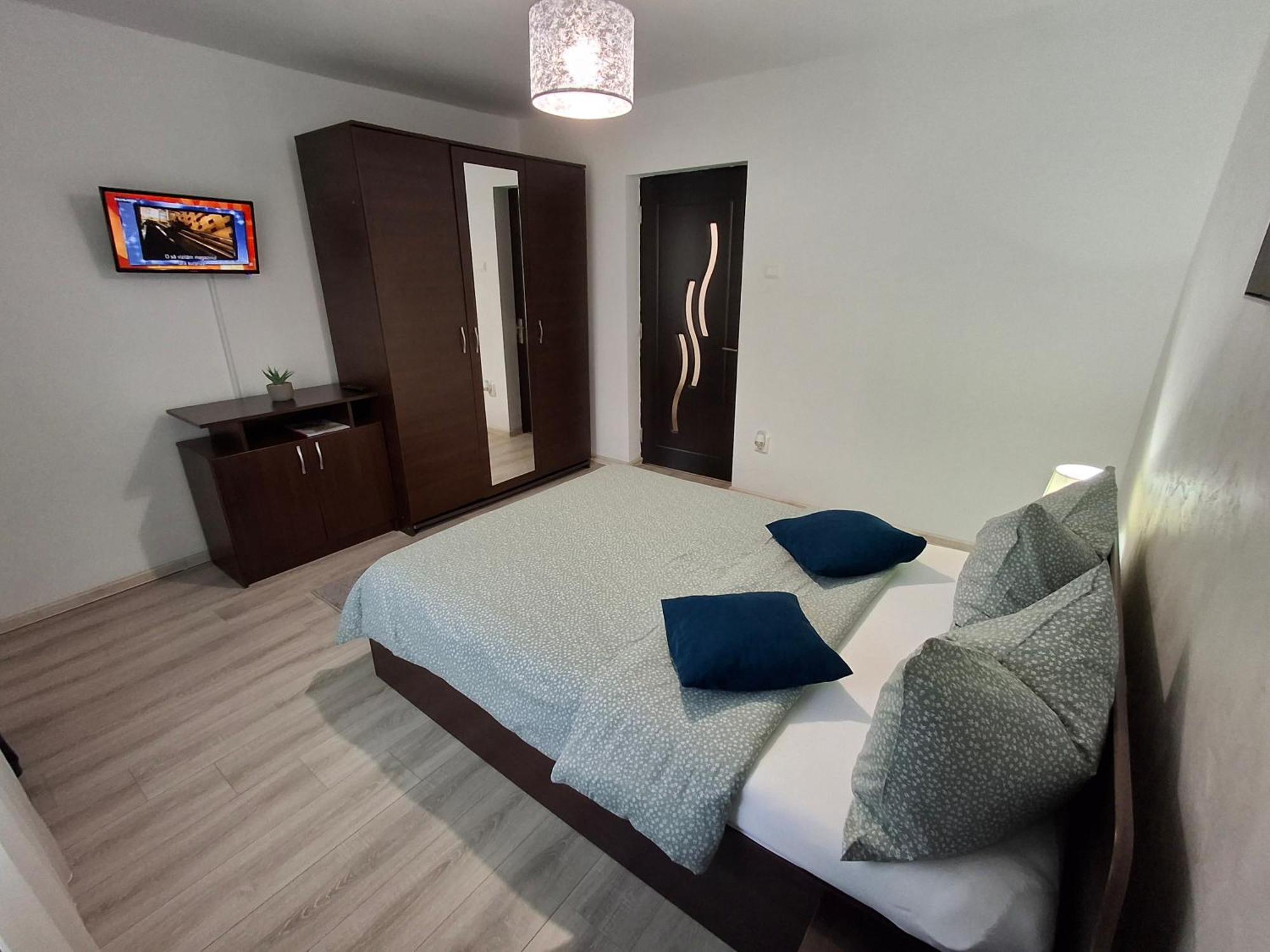Apartament Claudia Deva Bagian luar foto