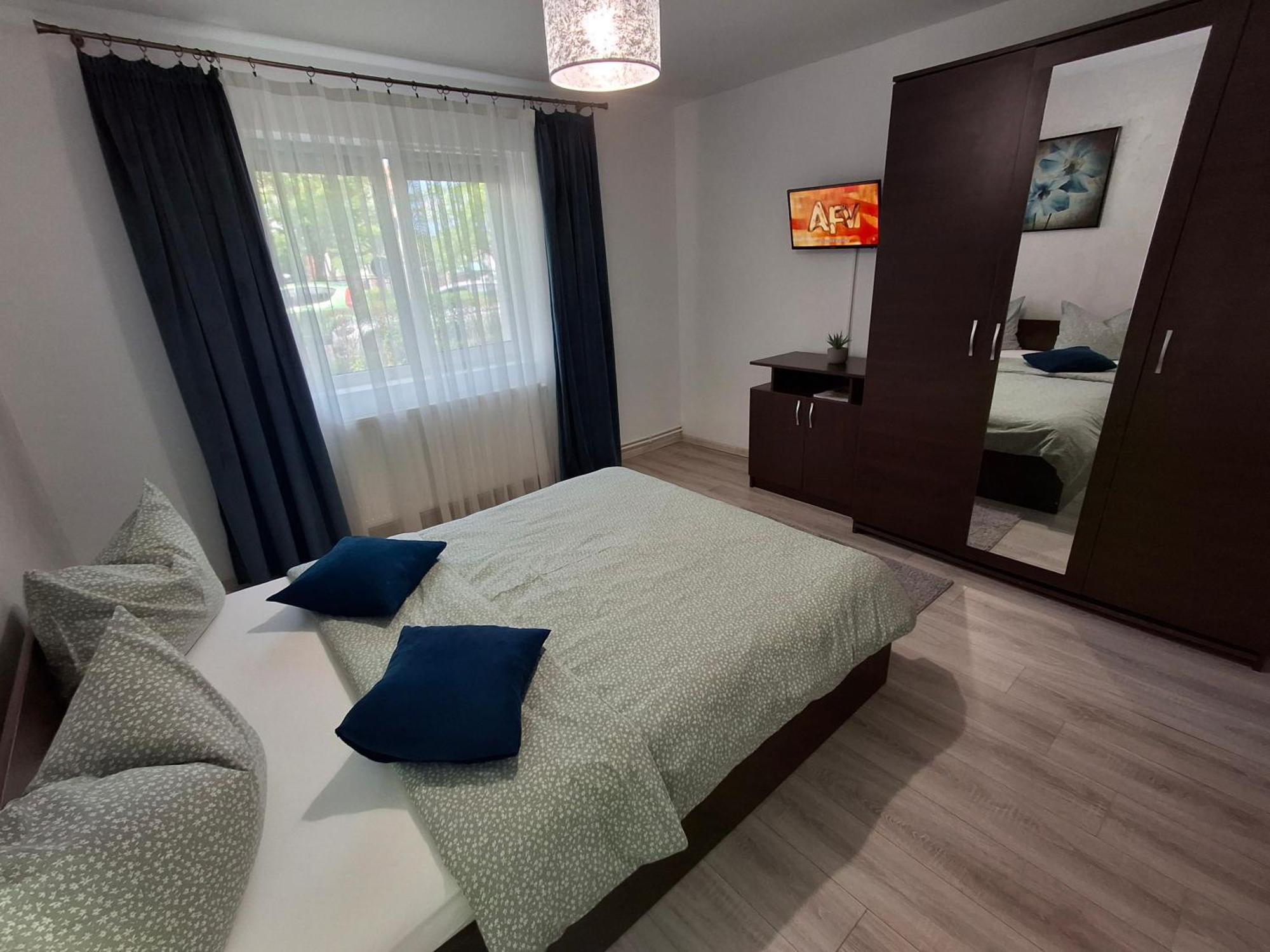Apartament Claudia Deva Bagian luar foto