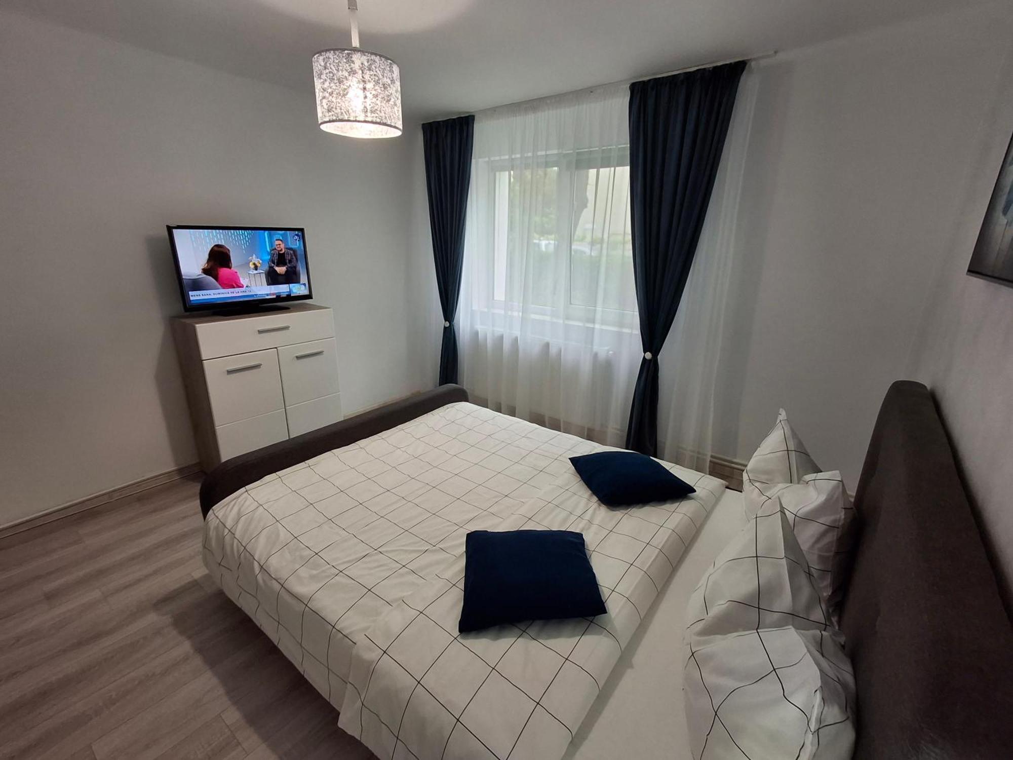 Apartament Claudia Deva Bagian luar foto