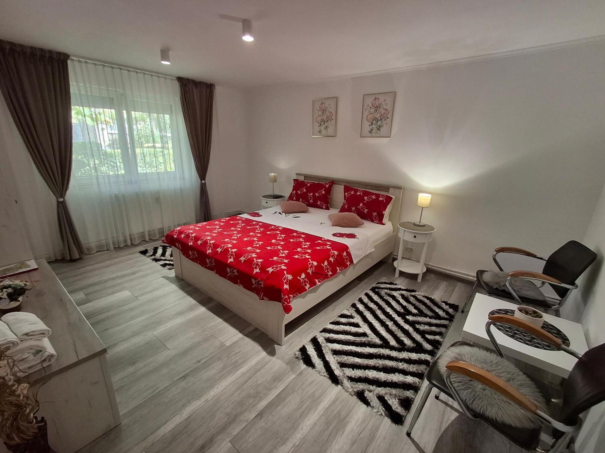 Apartament Claudia Deva Bagian luar foto